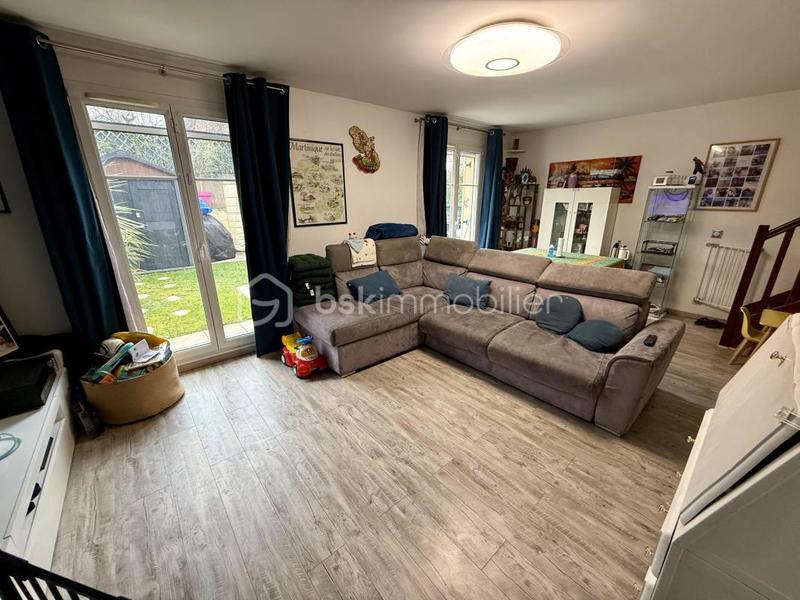 Maison - 91 m² - 5 pièces