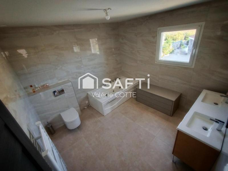 Maison - 146 m² - 5 pièces