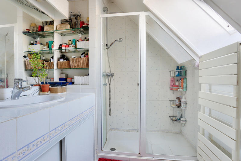 Maison - 192 m² - 9 pièces