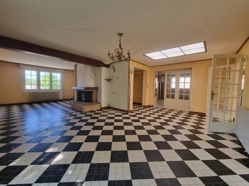 Maison - 145 m² - 6 pièces