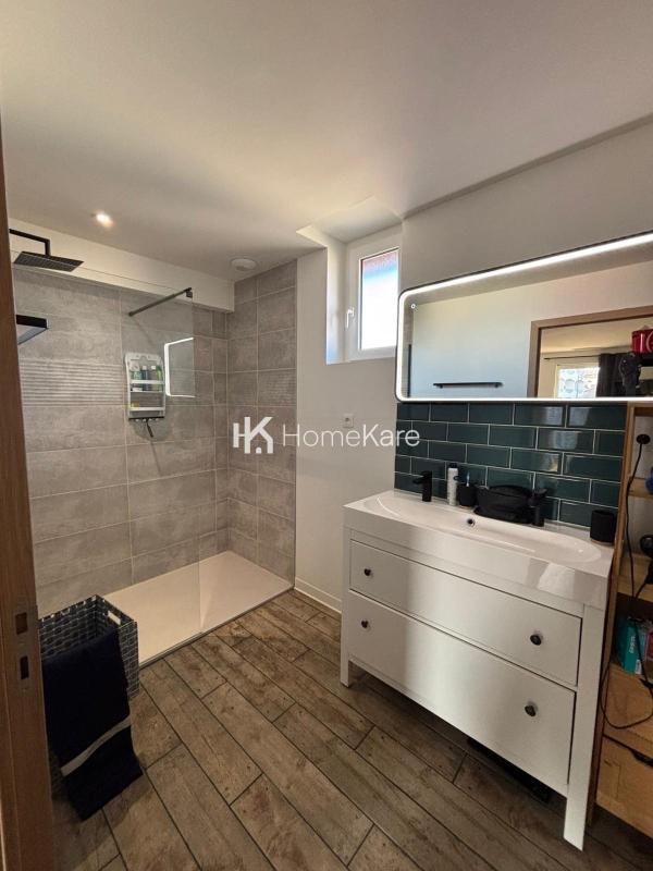 Maison - 100 m² - 6 pièces