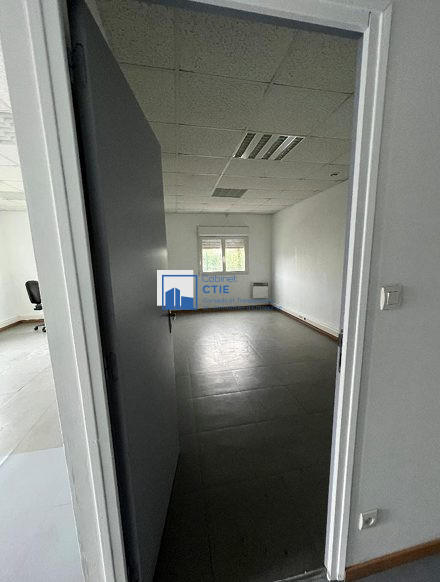 Bureau - 50 m²