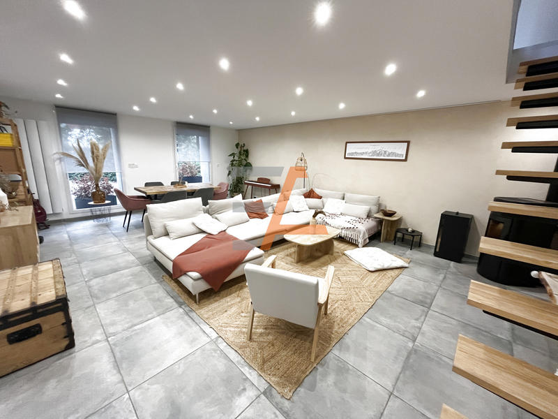 Maison - 130 m² - 4 pièces