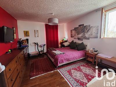 Maison - 161 m² - 8 pièces