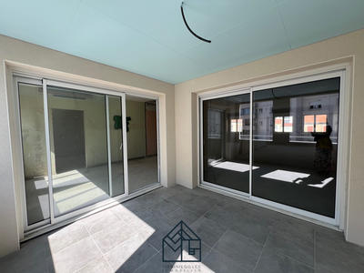 Loft - 200 m² - 7 pièces