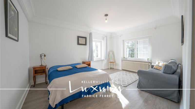 Propriété - 360 m² - 12 pièces