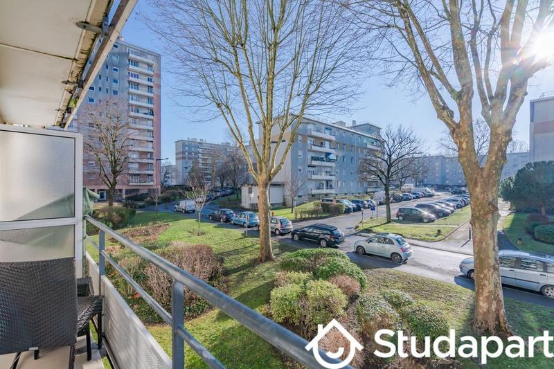 Chambre - 65 m² - 1 pièce