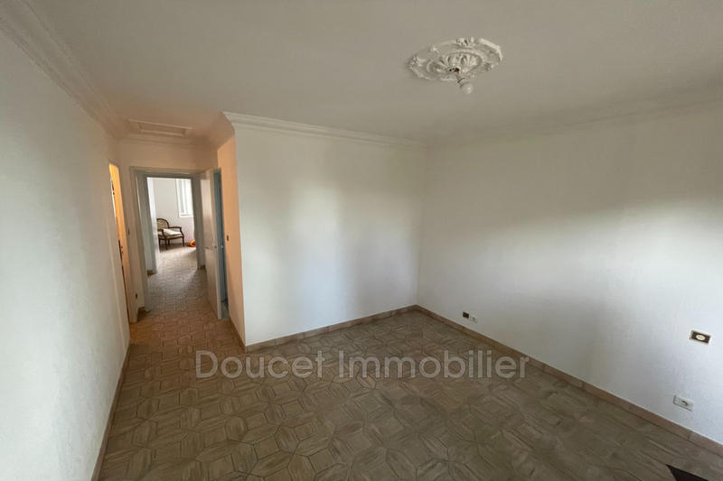 Villa - 226 m² - 11 pièces