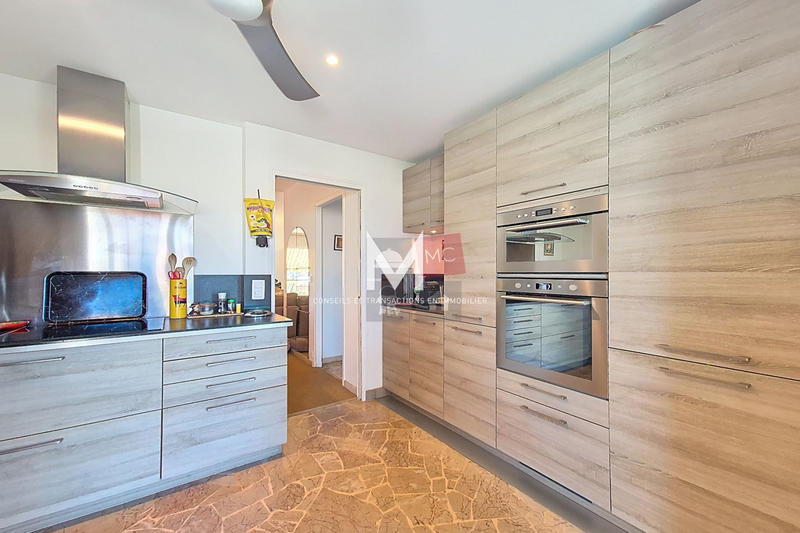 Appartement - 80 m² - 3 pièces