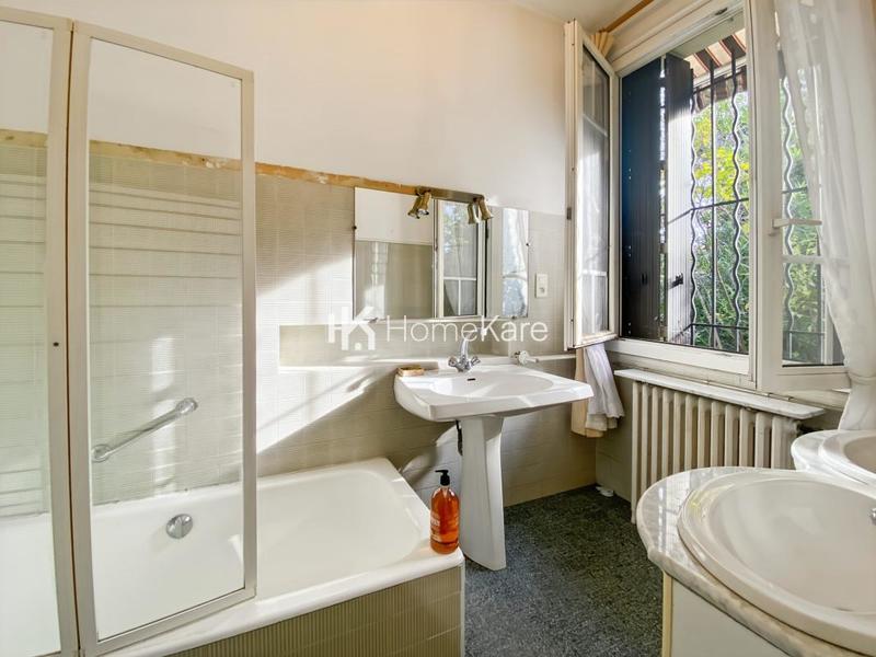 Maison - 140 m² - 5 pièces