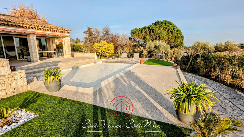 Maison - 168 m² - 6 pièces