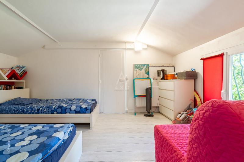 Maison - 178 m² - 6 pièces