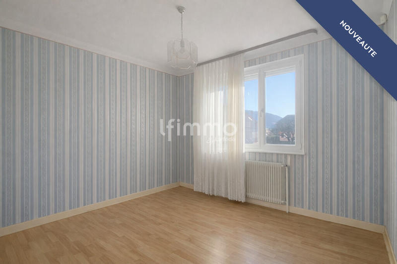 Maison - 92 m² - 5 pièces