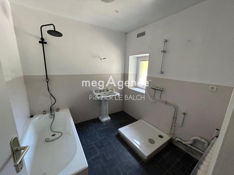 Maison - 99 m² - 4 pièces