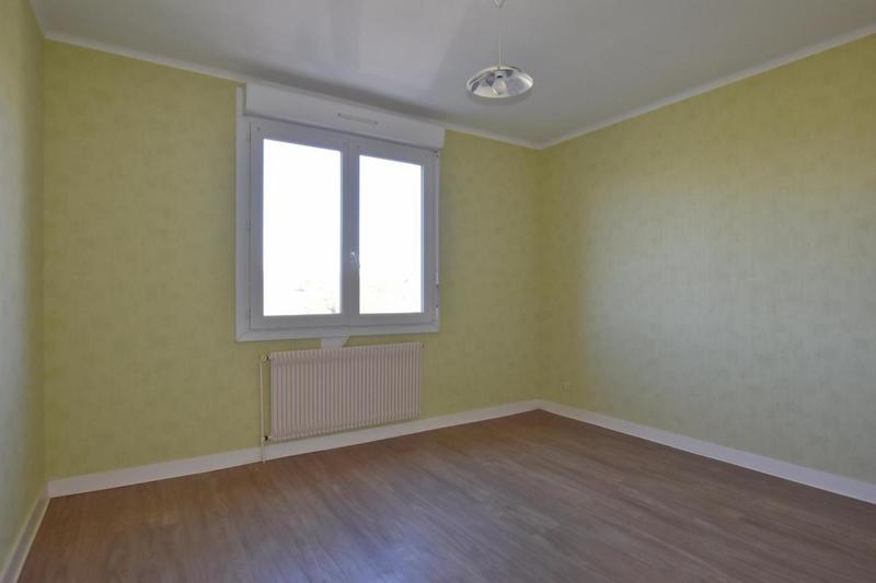 Maison - 137 m² - 8 pièces