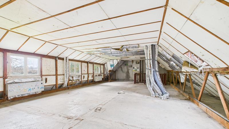 Maison - 161 m² - 6 pièces