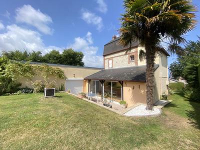 Maison - 167 m² - 6 pièces