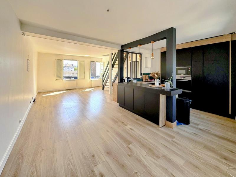 Duplex - 90 m² - 4 pièces