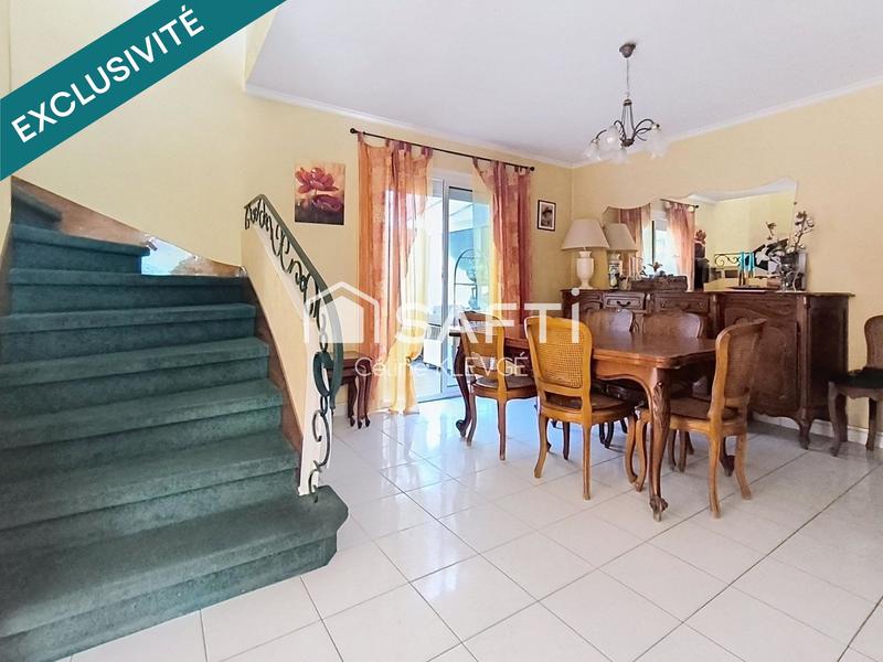 Maison - 94 m² - 5 pièces