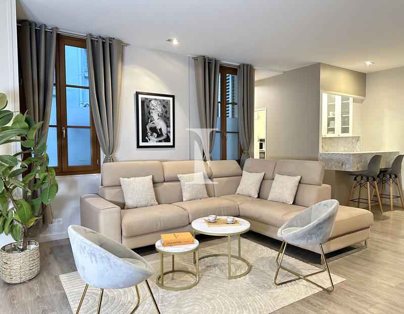 Appartement - 85 m² - 3 pièces