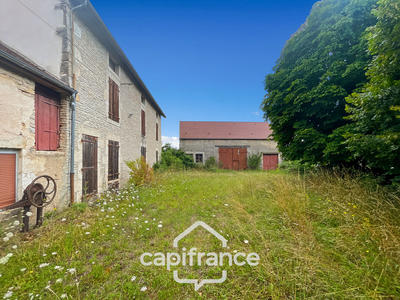 Maison - 150 m² - 8 pièces