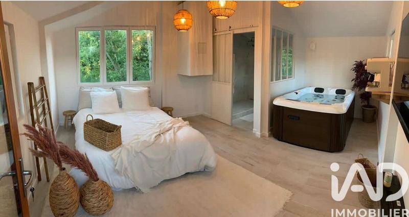 Maison - 100 m² - 4 pièces