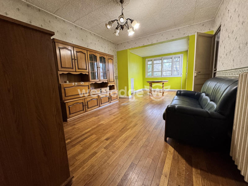 Maison - 94 m² - 5 pièces