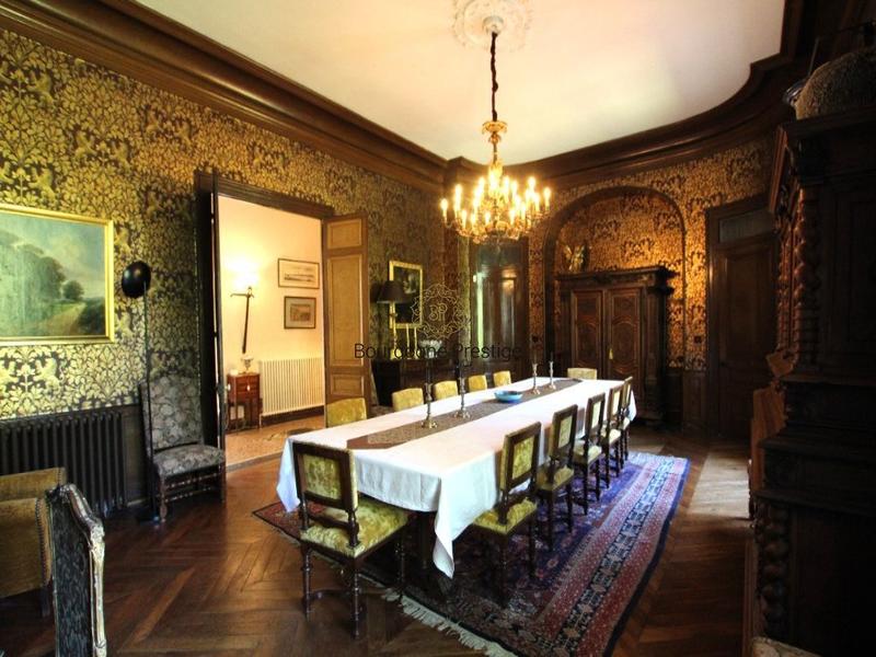 Demeure - 578 m² - 16 pièces