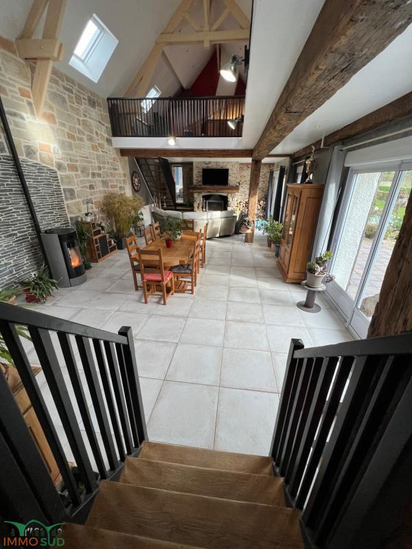 Propriété - 509 m² - 10 pièces