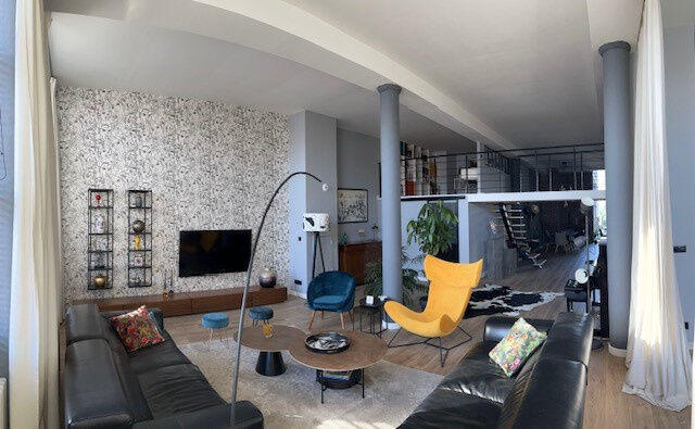 Appartement - 156 m² - 5 pièces