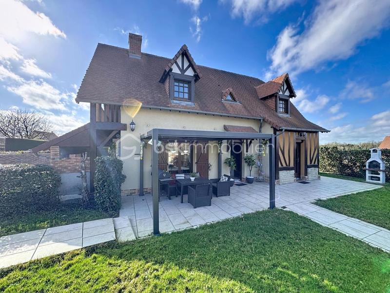 Maison - 107 m² - 6 pièces