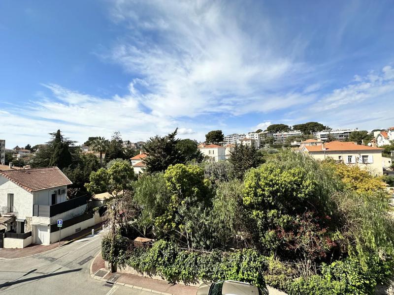 Appartement - 76 m² - 3 pièces