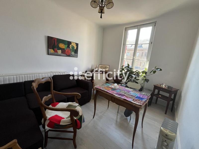 Maison bourgeoise - 200 m² - 11 pièces