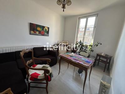 Maison bourgeoise - 200 m² - 11 pièces