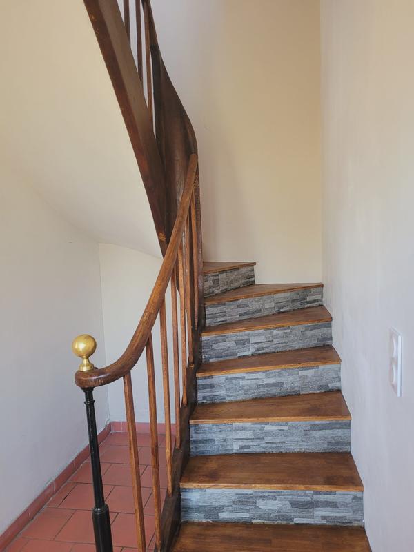 Maison - 230 m² - 6 pièces