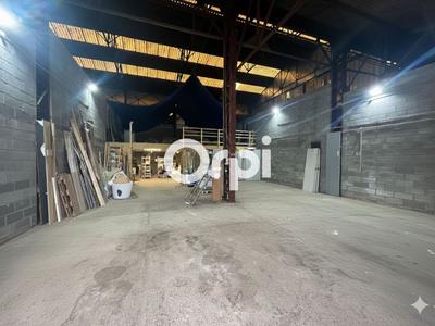 Maison - 220 m² - 1 pièce