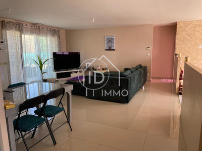 Maison - 139 m² - 6 pièces