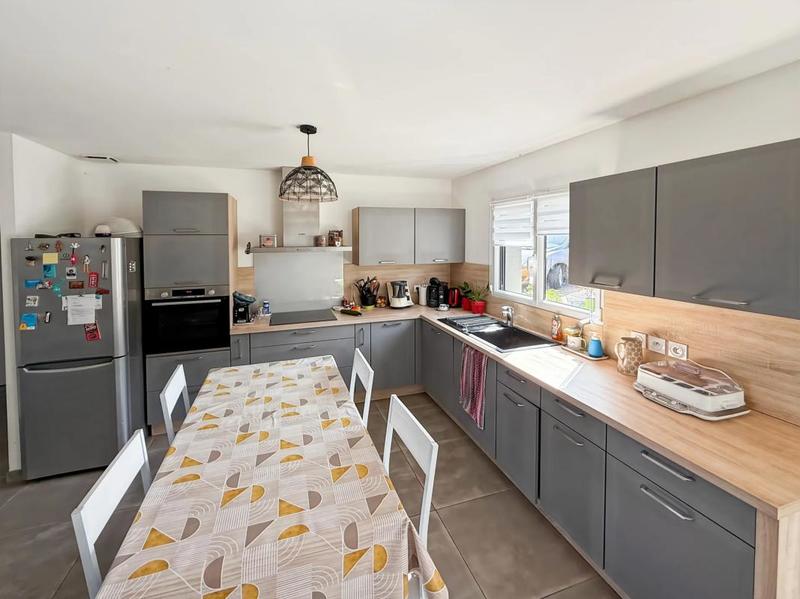 Maison traditionnelle - 178 m² - 6 pièces