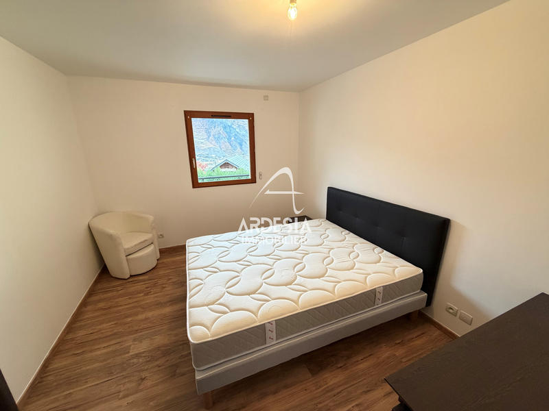 Appartement - 93 m² - 3 pièces