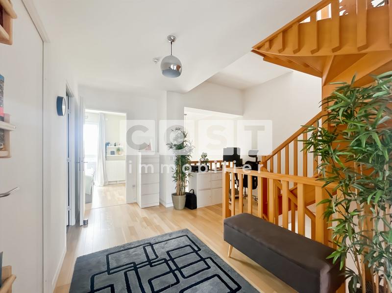 Appartement - 101 m² - 4 pièces