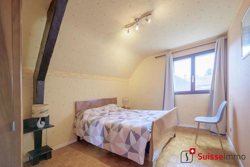 Maison - 190 m² - 8 pièces