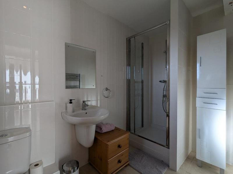 Maison - 225 m² - 11 pièces