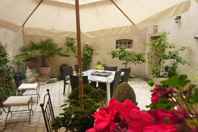 Maison de ville - 220 m² - 6 pièces