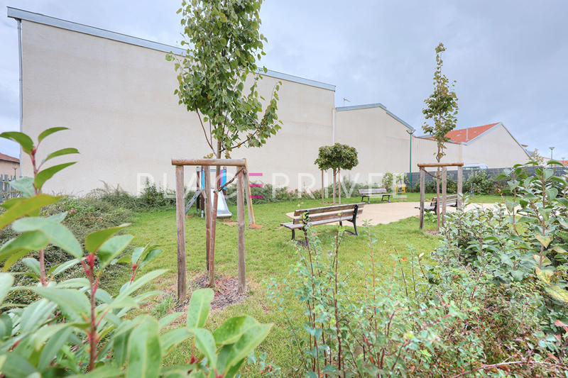 Maison - 152 m² - 8 pièces