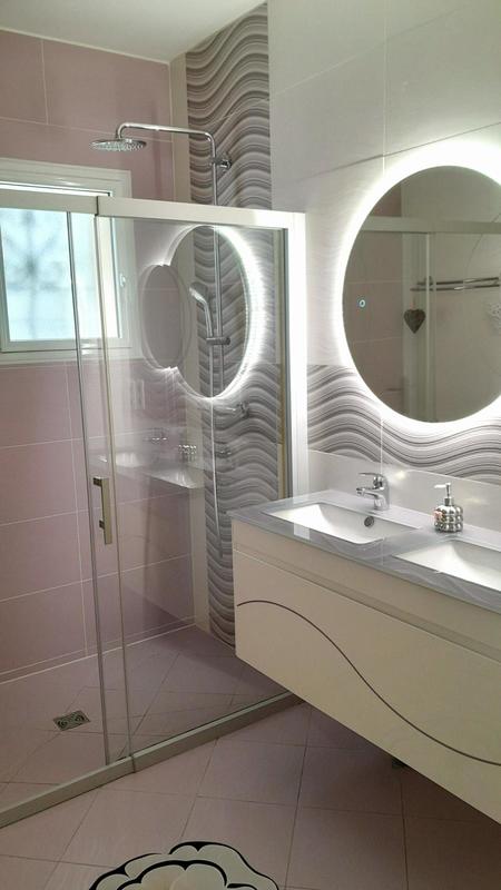 Maison - 210 m² - 7 pièces