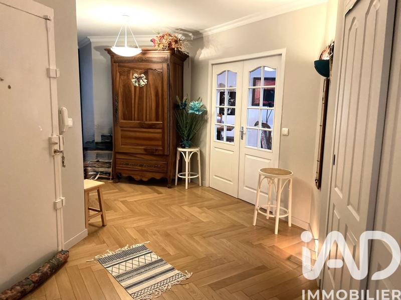 Appartement - 168 m² - 6 pièces