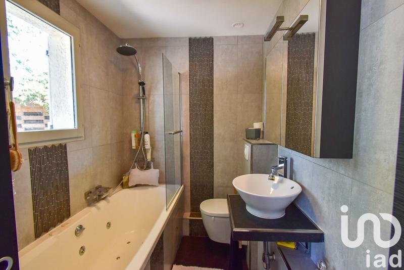 Maison - 97 m² - 5 pièces