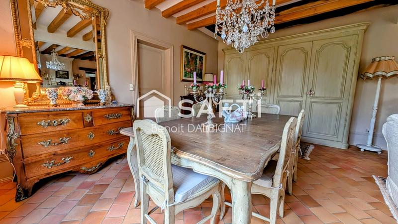 Maison - 302 m² - 7 pièces