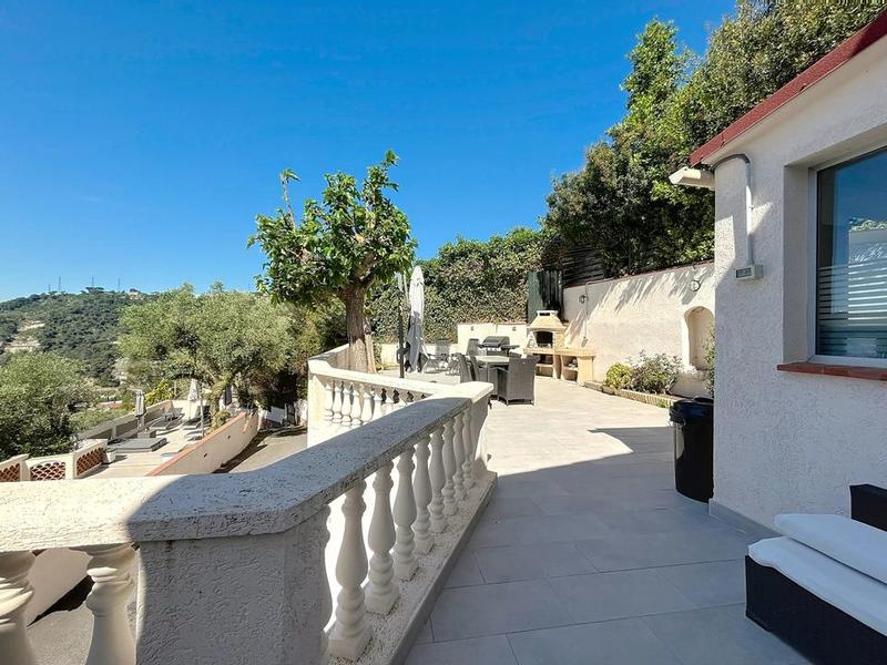 Villa - 216 m² - 7 pièces