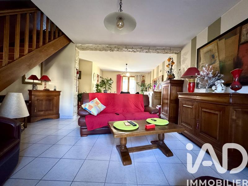 Maison - 93 m² - 5 pièces